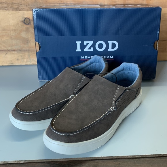 NEW Men's Izod Hampton Brown Slip On Casual Lightweight Shoes Memory Foam - Picture 2 of 5
